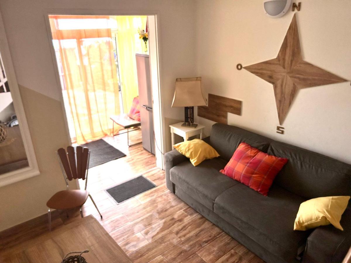 Maison Vue Mer Chaleureuse Et Confortable Petite Île Eksteriør billede